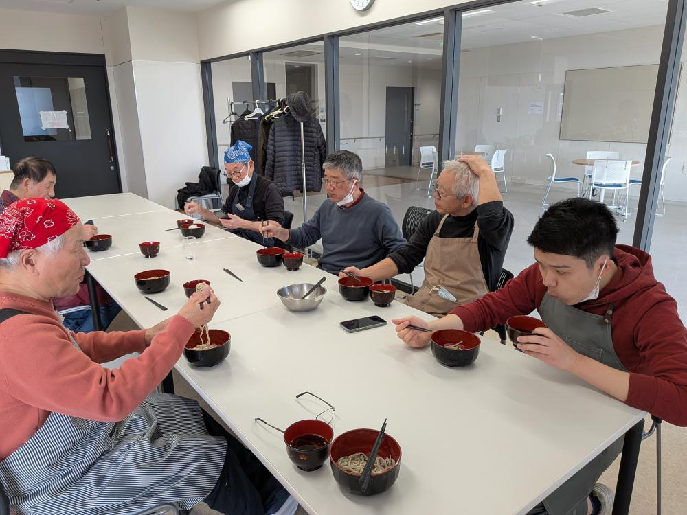 PXL_20251122_034405748