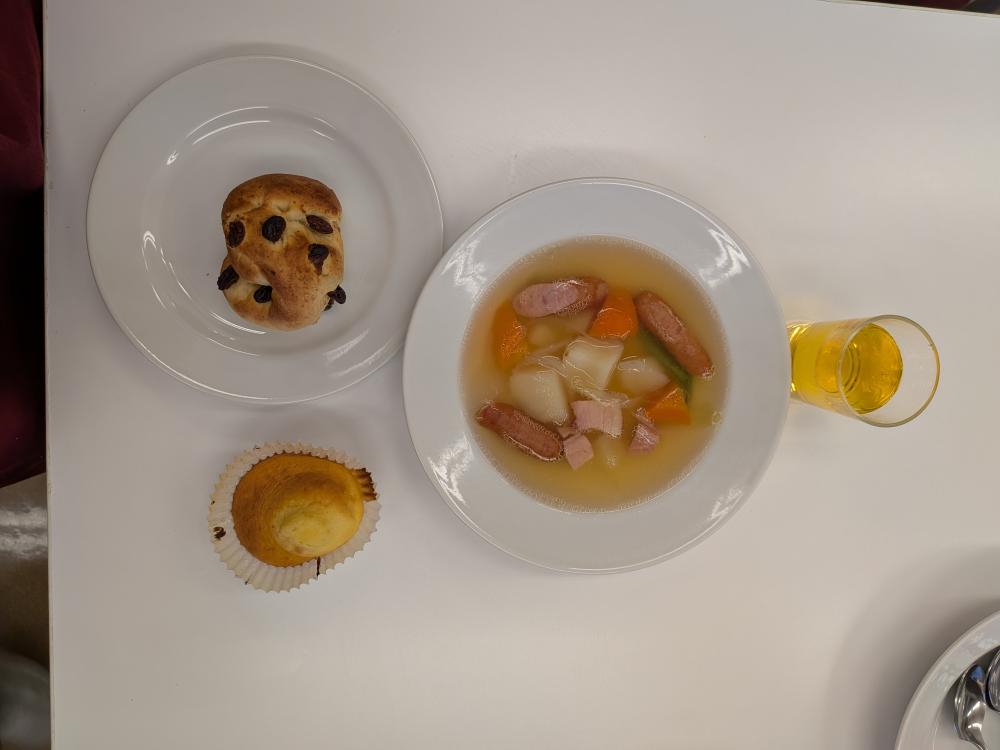 PXL_20251214_044649771